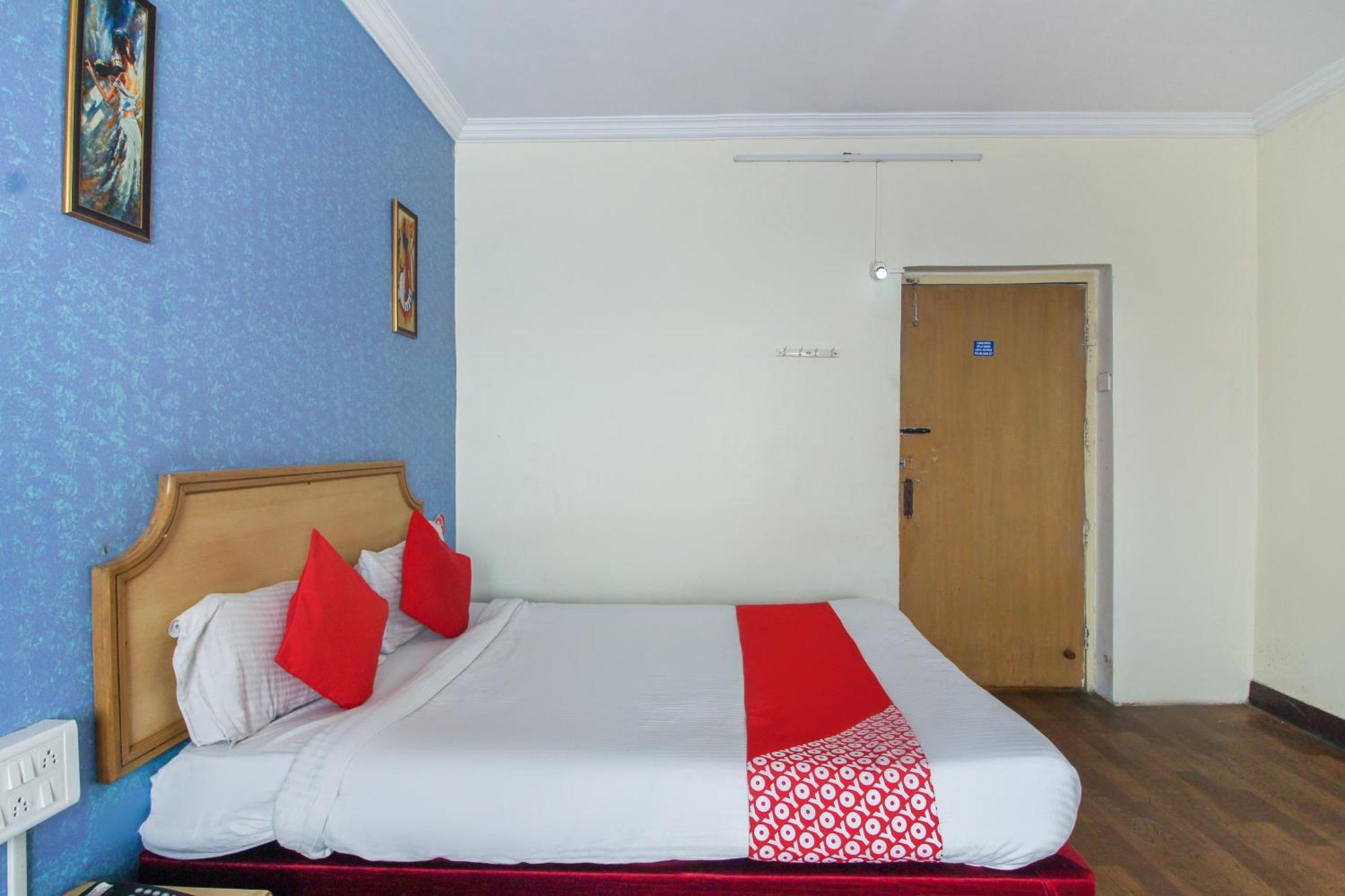 Hotel O Luxury Villas Near Begumpet Airport Hyderabad Eksteriør bilde